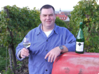 Klaus Klein im Weinberg